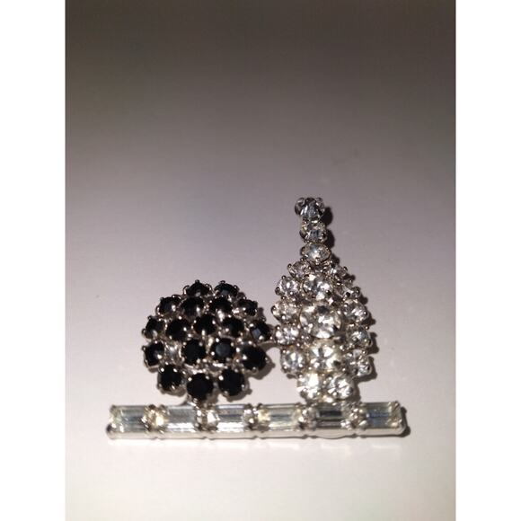 Vintage B. David Brooch/ Pin Bowling Ball with Bowling Pin Rhinestone Pin/Brooch - Picture 2 of 7